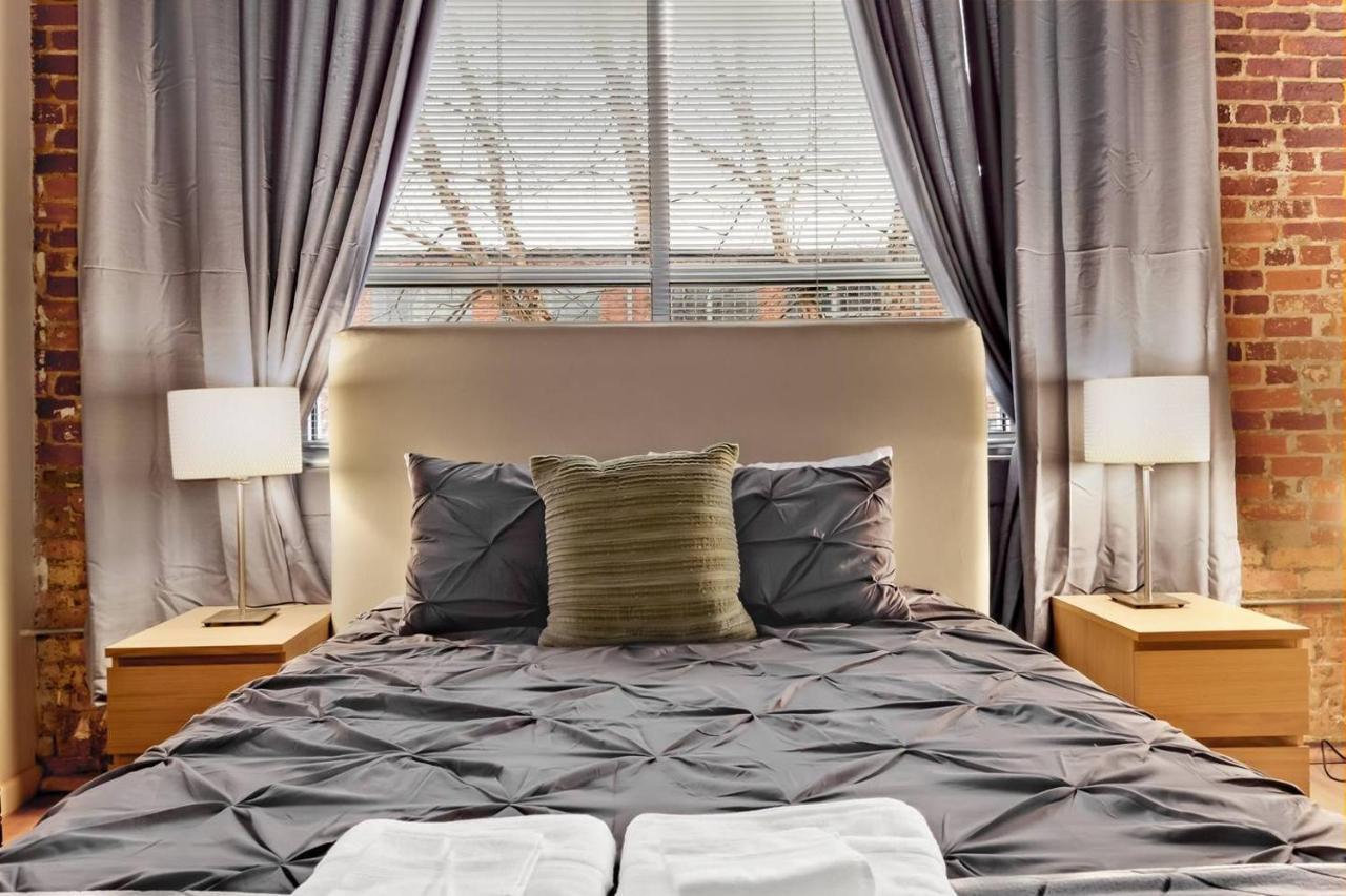 Trifecta Historic Brick 2Br Getaway Superhost Apartamento Durham Quarto foto