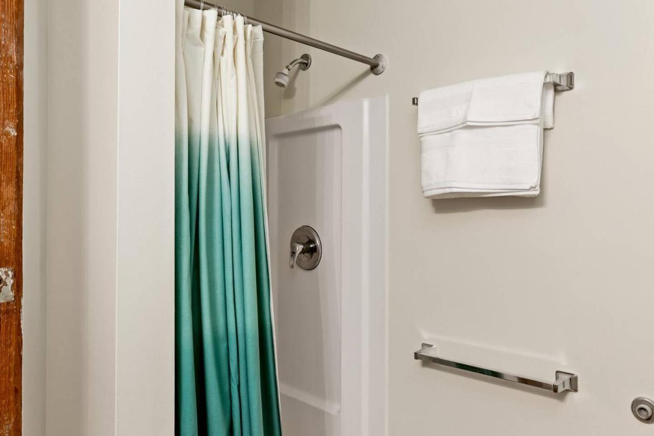 Trifecta Historic Brick 2Br Getaway Superhost Apartamento Durham Quarto foto